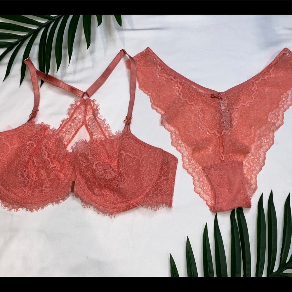 VS Lingerie Set- NWT never worn